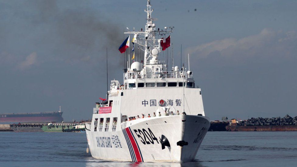 चीनले फिलिपिनी जहाजबाट अज्ञात वस्तु चोरेको आरोप